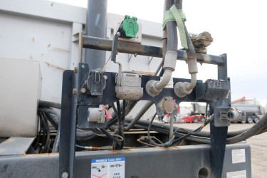 Langendorf 3 axlad tipptrailer 29 kubik