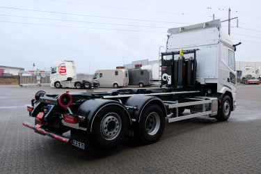 Ny XF 530 HIAB lastväxlare omgående leverans