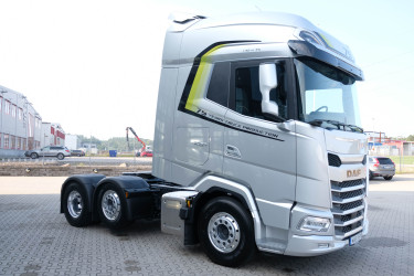 Ny DAF XG+ 530 FTG Pusher dragbil