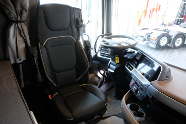 Ny DAF XG+ 530 FTG Pusher dragbil