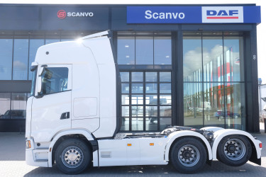 S 660 6x2 dragbil av 2025 års modell
