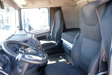 XF 530 FAS 6x2 chassi