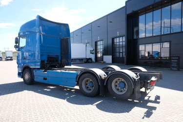XF 530 FAS 6x2 chassi