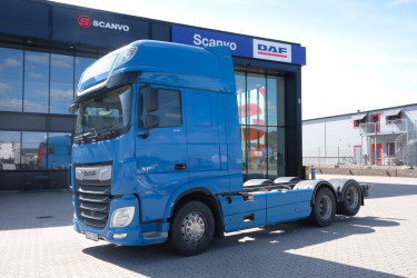 XF 530 FAS 6x2 chassi