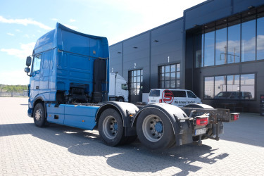 XF 530 FAS 6x2 chassi