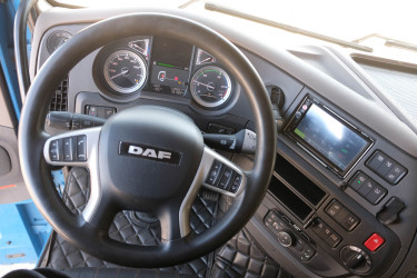 XF 530 FAS 6x2 chassi