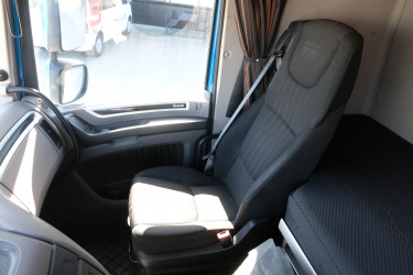 XF 530 FAS 6x2 chassi