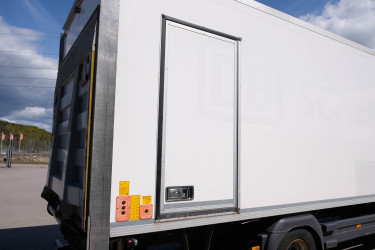 Atego 1524 skåpbil