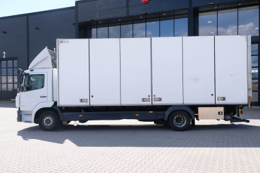 Atego 1524 skåpbil