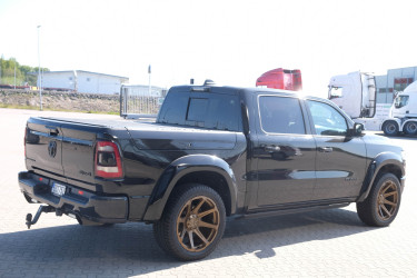 RAM 1500 Limited Night Edition - Rambox 