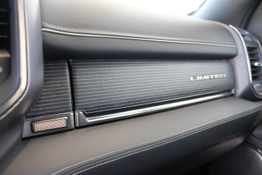 RAM 1500 Limited Night Edition - Rambox 