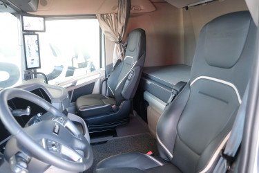 XG 480 FT 4x2 dragbil av 2024 års modell