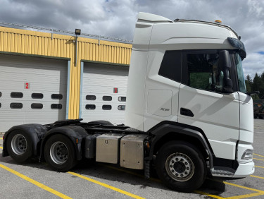 XF 530 FTS 6x2 av 2022 års modell