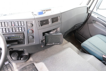 FE 320 4x2 skåpbil med värmare