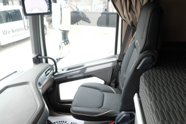 XD 410 FAN Brädgårdsbil med Hiab iX 228 E-5 kran