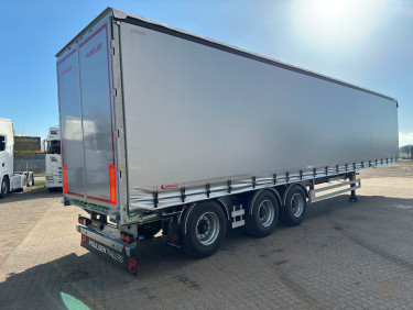 Hangler 3-axlad 45-tons gardintrailer Nordic Gardin