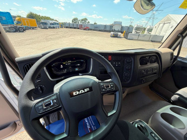 DAF XB 230 Fast skåp m. lift