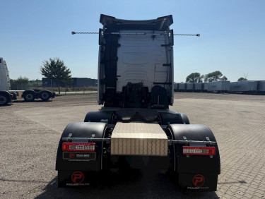 Volvo FH460 6x2 Lowdeck Pusher Dragbil