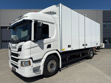 Scania P280 Närko vikdörrskåp med värme Fast skåp
