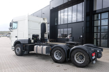XF 530 6x4 Tandem med tipphydraulik