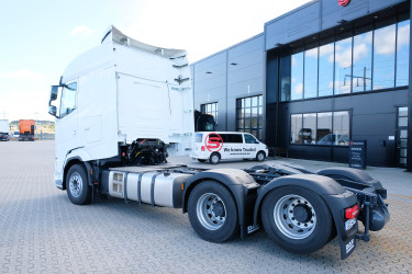 XG 530 6x2 dragbil med 4000 mm hjulbas