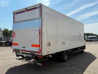 DAF XB230 m. lift