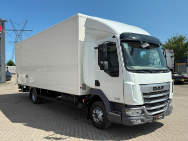 DAF XB230 m. lift