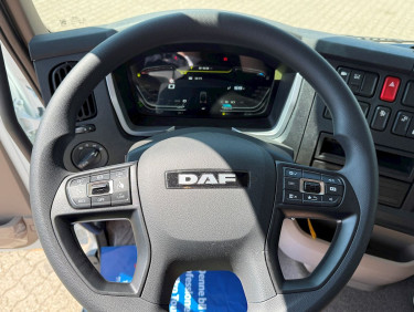 DAF XB230 m. lift