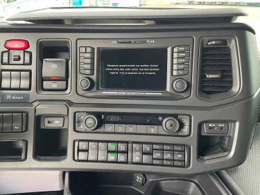Scania S660 6x2, 2 950 mm