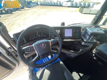 Scania S660 2950 6x2