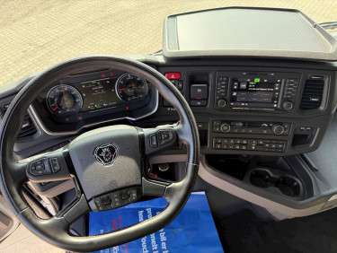Scania S660 V8 m. hydraulik 6x2