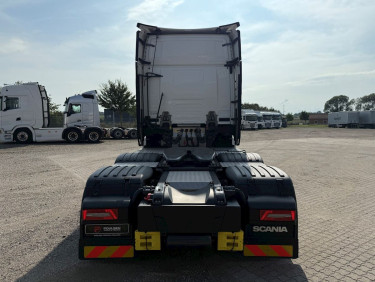Scania S660 V8 m. hydraulik 6x2