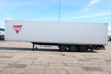 Krone 3 axlad skåptrailer med bakgavellift