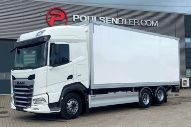 DAF XF480 6x2 Skåpbil m. lift