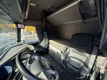 DAF XF 530 6x2*4 med Ekeri skåpbyggnation