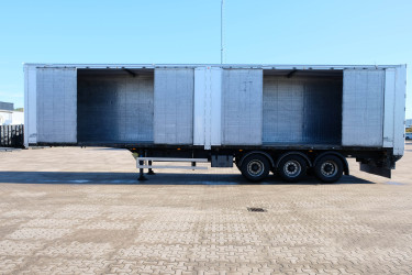 AMT Walking Floor trailer
