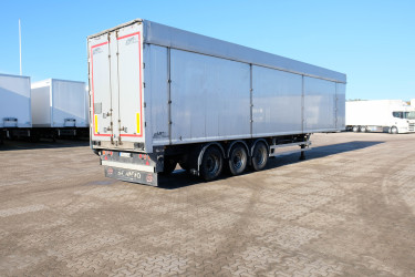 AMT Walking Floor trailer