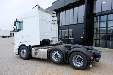 Ny XG 530 FTG Pusher för omgående leverans