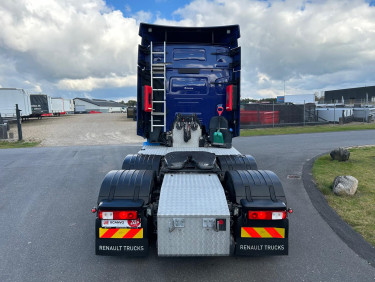 Renault T-Range T480 6x2P Dragbil