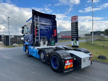 Renault T-Range T480 6x2P Dragbil