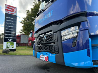 Renault T-Range T480 6x2P Dragbil