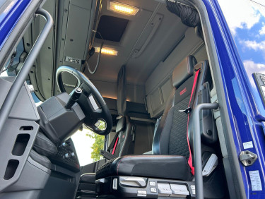 Renault T-Range T480 6x2P Dragbil