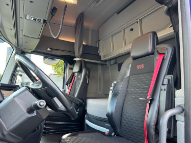 Renault T-Range T480 6x2P Dragbil
