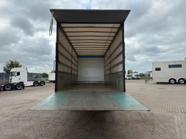 Scania G320 4x2 Gardin