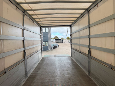 Scania G320 4x2 Gardin