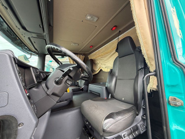Scania G320 4x2 Gardin