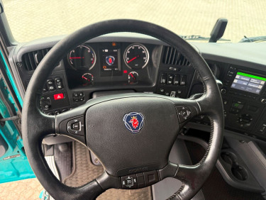 Scania G320 4x2 Gardin