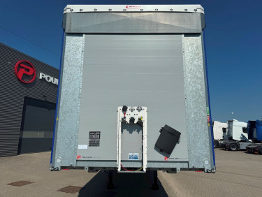 3 axlad gardintrailer