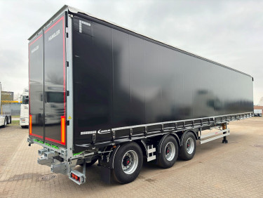 3 axlad trailer 45 ton med hållar för truck