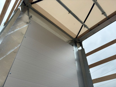 3 axlad trailer 45 ton med hållar för truck